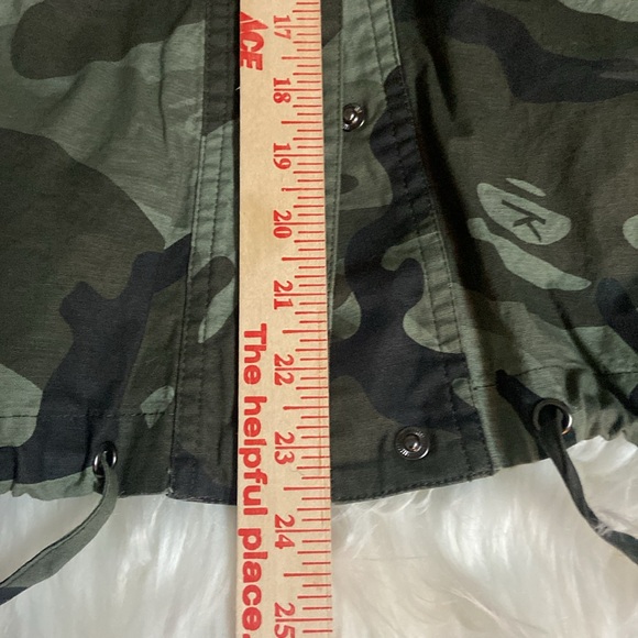 Mod X Sz L Green Camo Pattern Sequin Pocket & Back Women’s Jacket - Picture 10 of 10